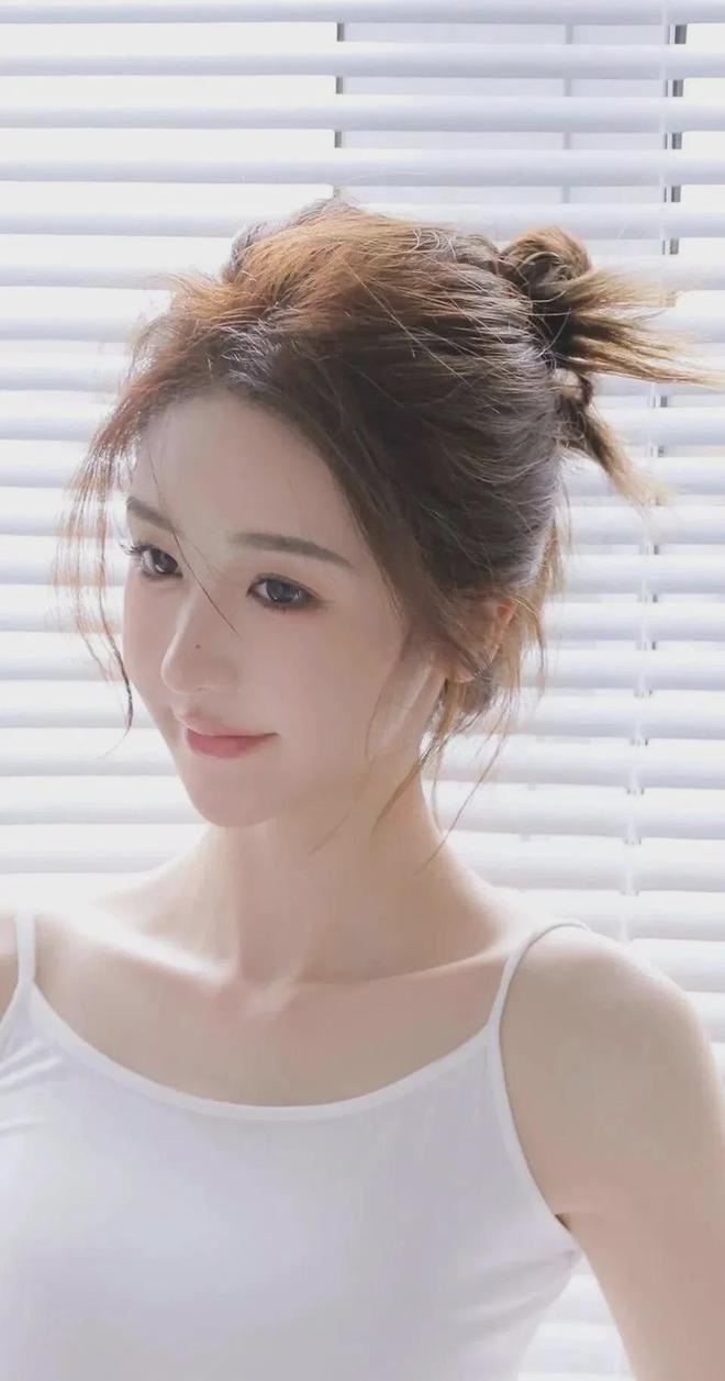 桃点击进入AG真人红